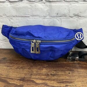 Lululemon Everywhere Belt Sling Bag Fanny Pack Large True Blue Metal Zipper